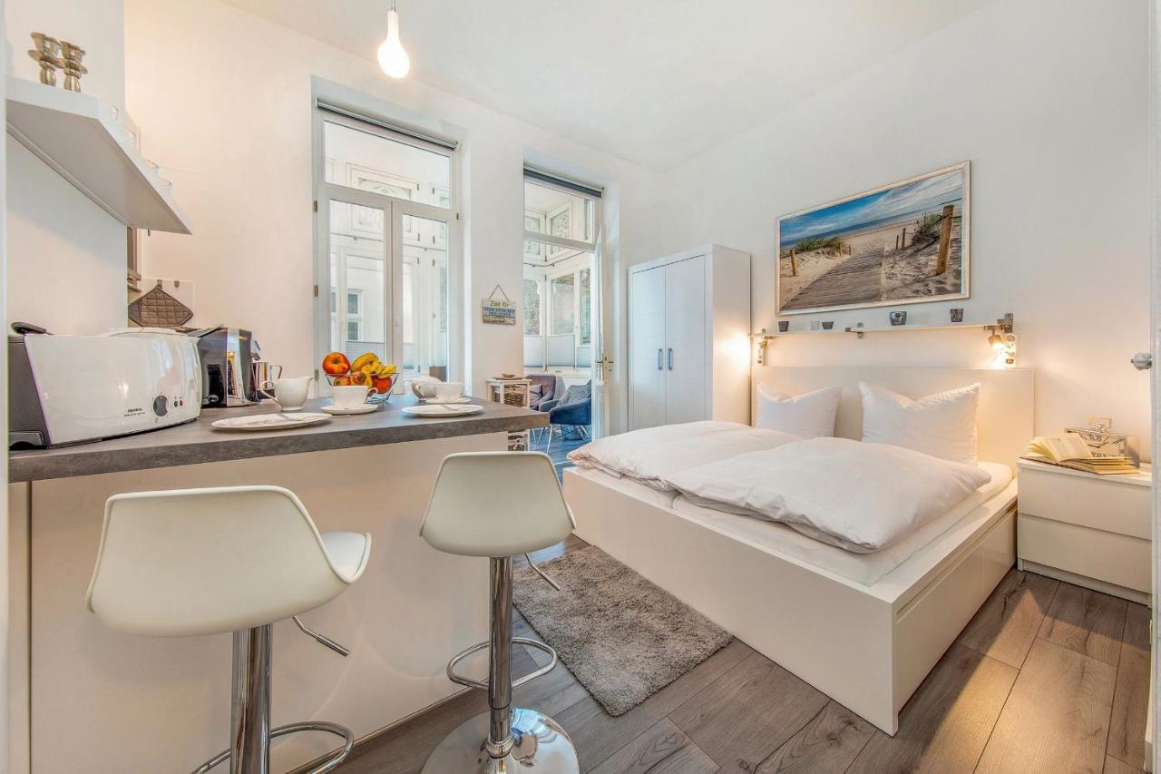 Villa Agnes Mit Meerblick-Loggia In Top Lage Am Strand - Duenengras Binz Εξωτερικό φωτογραφία